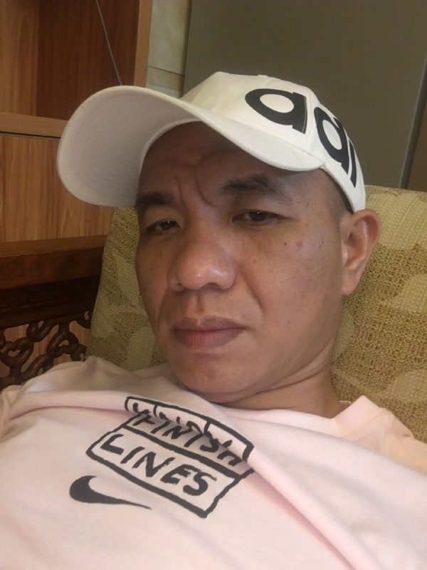 坚持到底的第一张照片--永泰婚介网