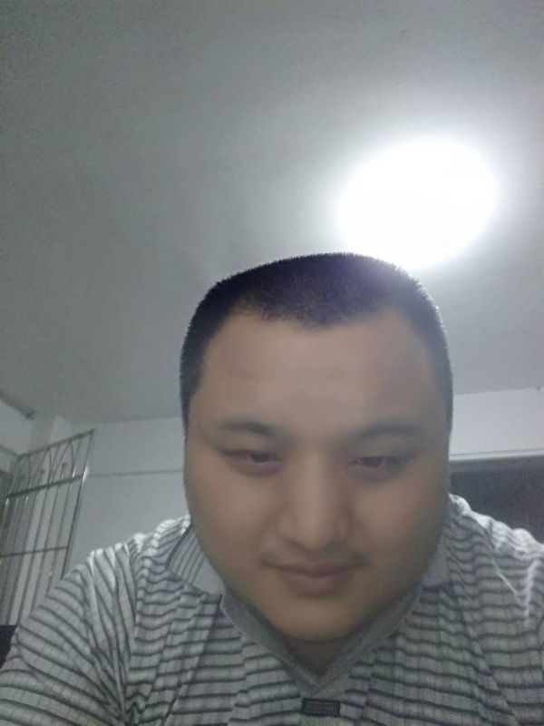 我在机场等艘船的第一张照片--永泰婚介网