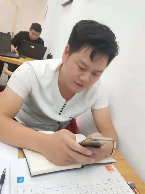 麒麟的第一张照片--永泰婚介网