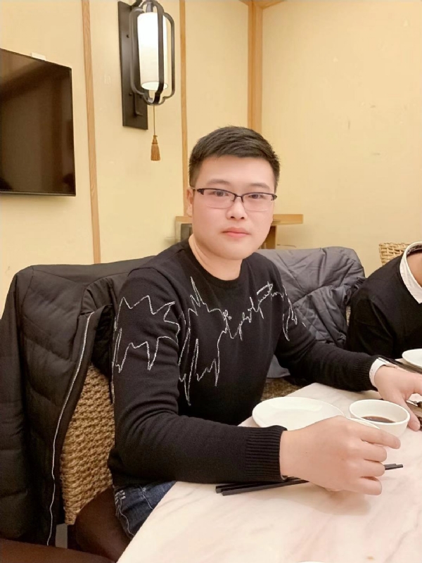YIDA的第一张照片--永泰婚介网