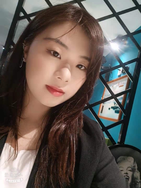 带翅膀的小猫的第一张照片--永泰婚介网