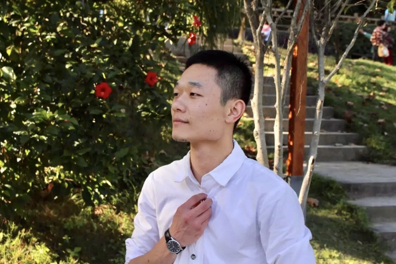 落落大方的第一张照片--永泰婚介网