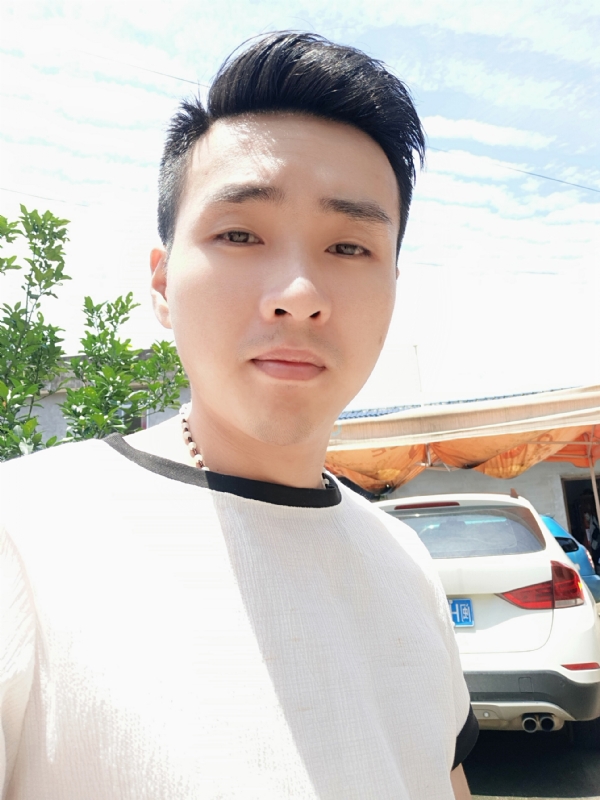 人间烟火的第一张照片--永泰婚介网