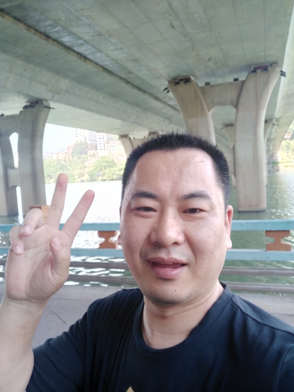 上人的第一张照片--永泰婚介网