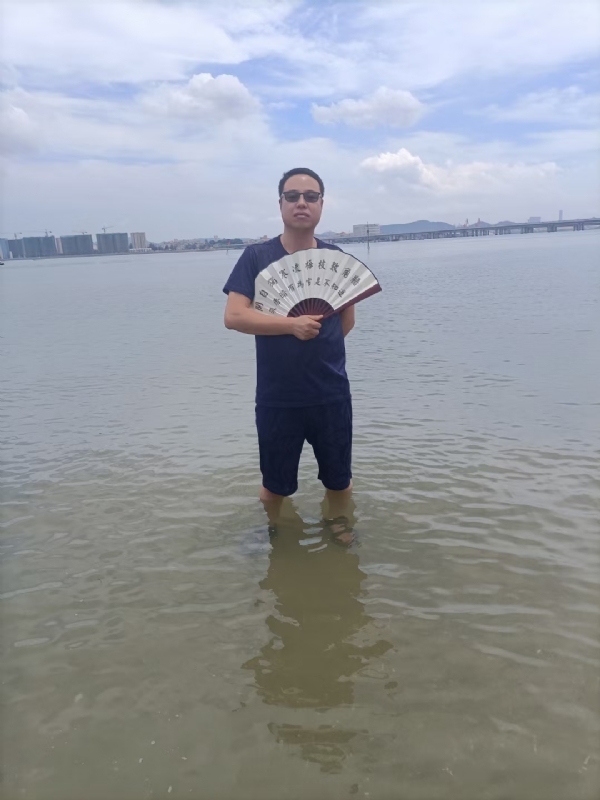 浪迹天涯的第一张照片--永泰婚介网