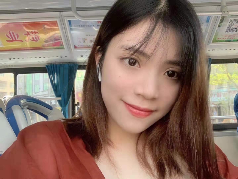 小眼睛的第一张照片--永泰婚介网