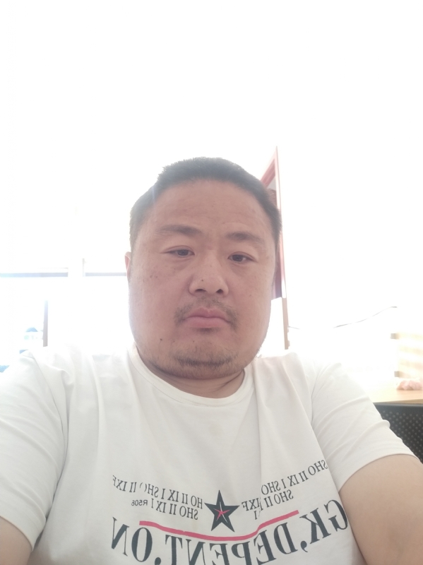 流星隐爱的第三张照片--永泰婚介网