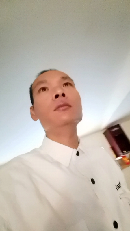 只影向谁去的第五张照片--永泰婚介网