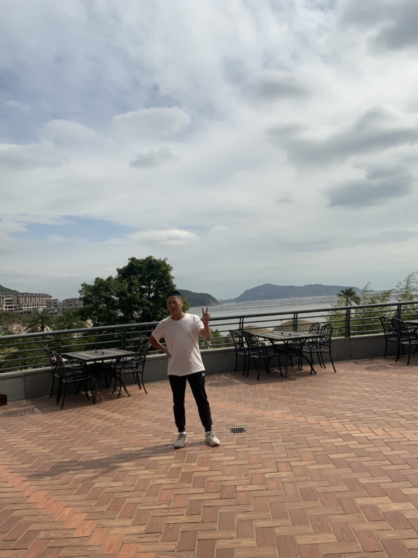 心酸瑟果的第一张照片--永泰婚介网