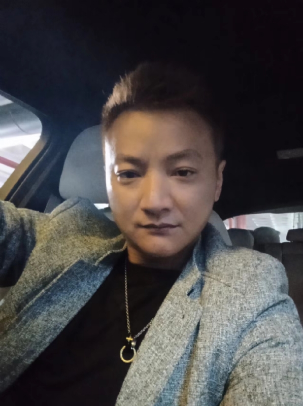 夜、有雨敲窗的第三张照片--永泰婚介网