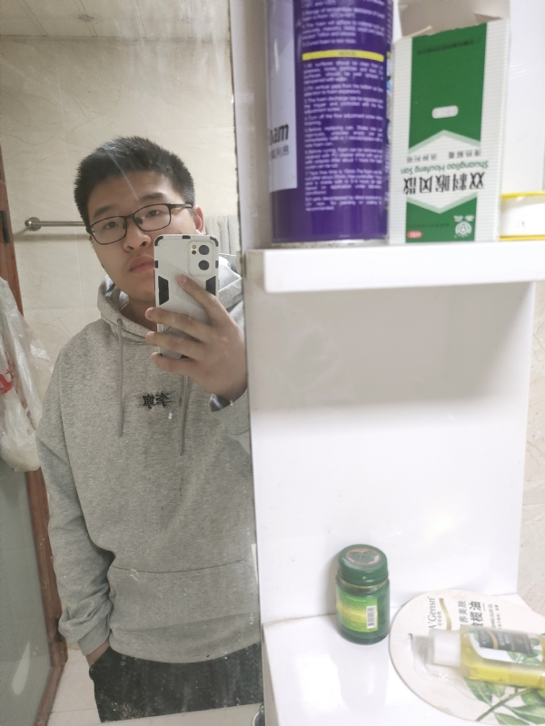 乌鸦坐飞机的第一张照片--永泰婚介网
