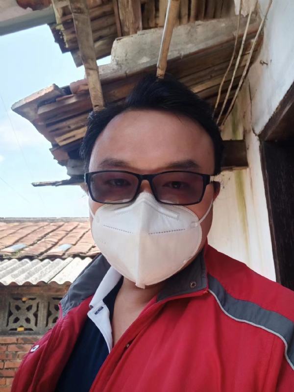 如影随形的第一张照片--永泰婚介网